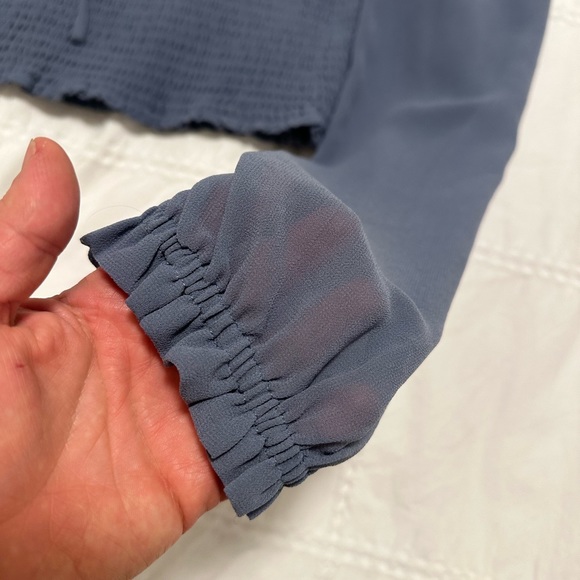 Wilfred saga blouse shadow blue. Medium - Picture 2 of 4